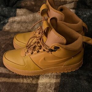 Nike High-Top Sneakers in Boot Color